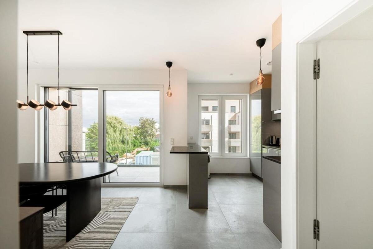 Lux 1br King Bed, Balcony, Near Center * Luxemburg